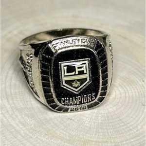 Los Angeles Kings Molson NHL Stanley Cup Champions Commemorative Rings‎ 2012